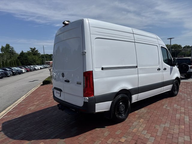 Used 2025 Mercedes-Benz Sprinter 2500 image 36