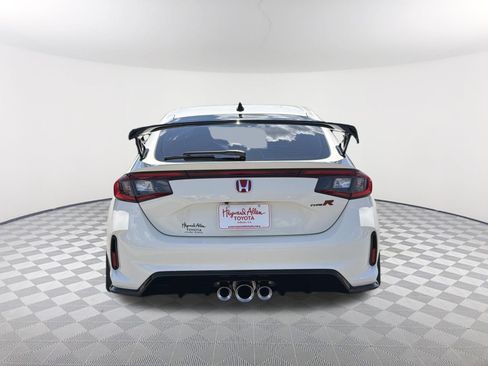 Used 2023 Honda Civic Type R image 15