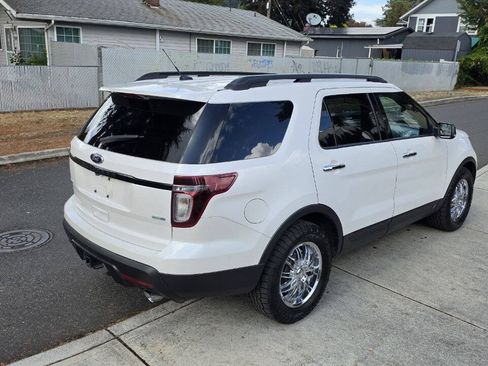 Used 2014 Ford Explorer Sport w/ Equipment Group 401A AWD/4WD image 4