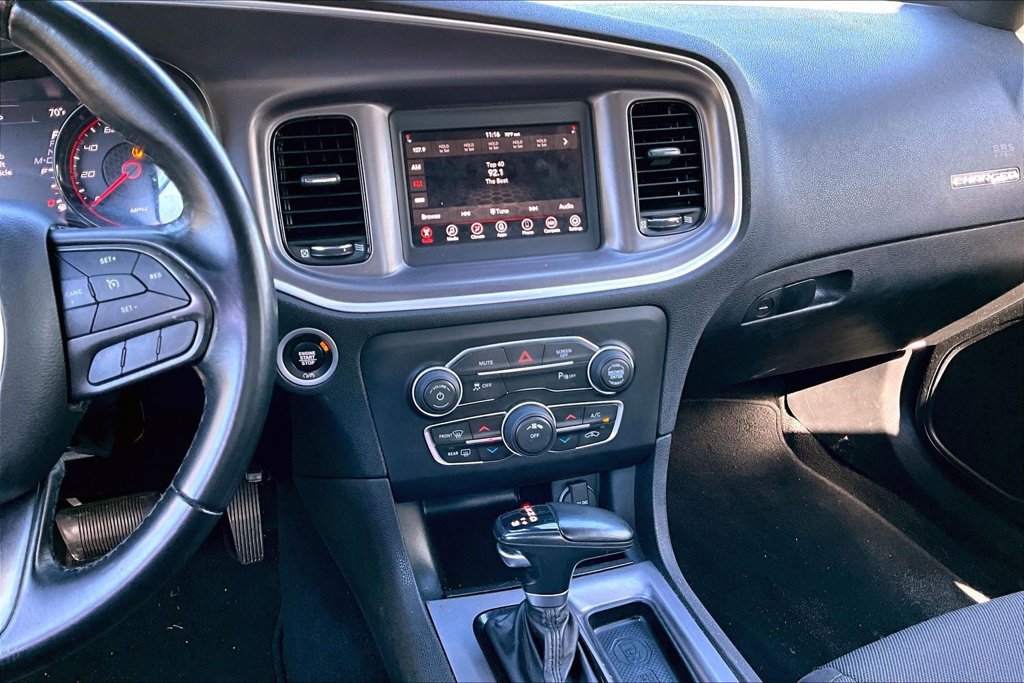 Used 2020 Dodge Charger SXT w/ Blacktop Package RWD image 8