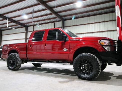 Used 2016 Ford F250 Lariat w/ Lariat Ultimate Package image 15