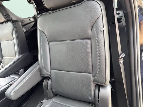 Used 2022 GMC Yukon Denali image 27