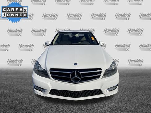 Used 2014 Mercedes-Benz C 250 Sedan image 3