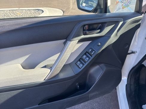 Used 2015 Subaru Forester 2.5i Premium w/ All-Weather Package image 17