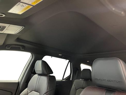 New 2025 Honda Pilot Black Edition image 24