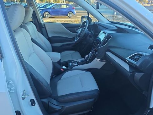 Certified 2023 Subaru Forester Limited image 19
