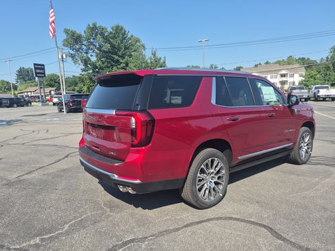 New 2026 GMC Yukon Denali w/ Denali Reserve Package AWD/4WD image 5