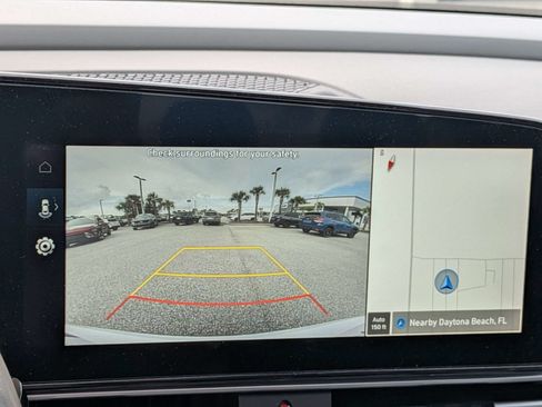 Used 2025 Hyundai Elantra SEL FWD image 17