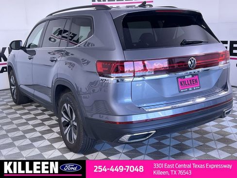 Used 2025 Volkswagen Atlas SE image 6