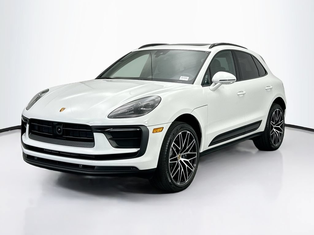 Used 2026 Porsche Macan AWD/4WD image 1