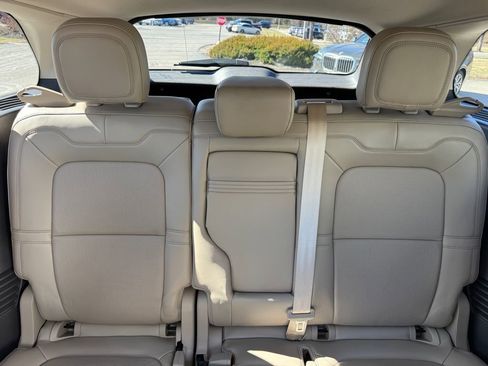 Used 2021 Lincoln Corsair Reserve w/ Equipment Group 201A image 24