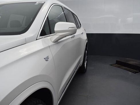 Used 2023 Cadillac XT6 Premium Luxury w/ Technology Package image 39