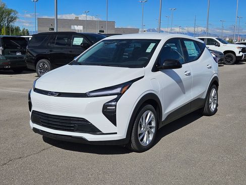 New 2027 Chevrolet Bolt LT w/ Comfort Package FWD image 9