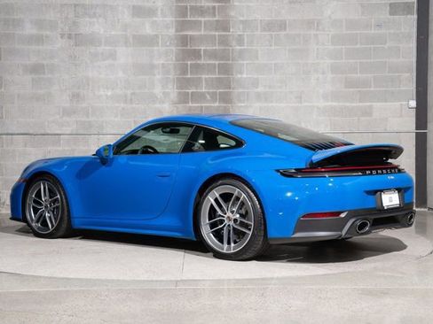 Used 2025 Porsche 911 Carrera RWD image 5