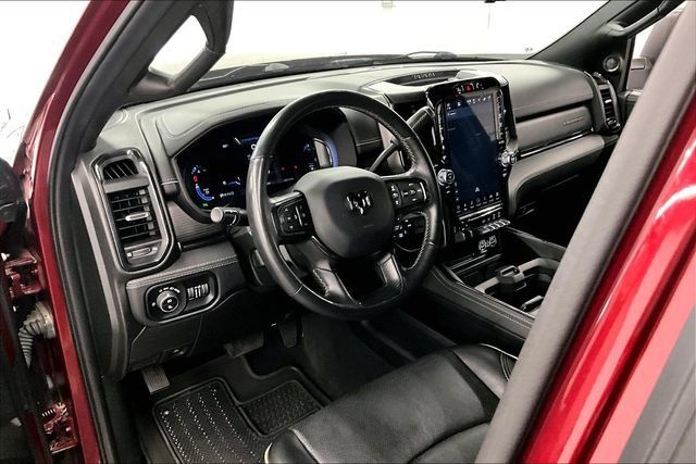 Used 2024 RAM 3500 Limited AWD/4WD image 16