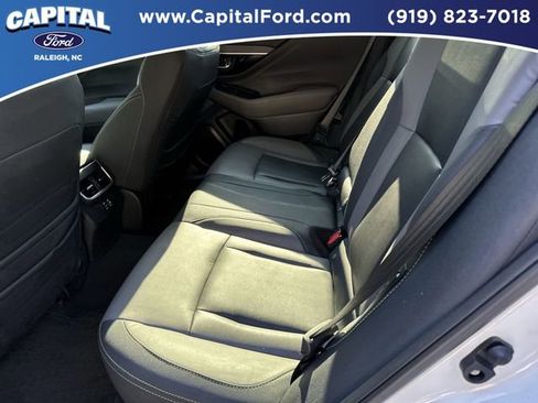 Used 2025 Subaru Outback Onyx Edition AWD/4WD image 18