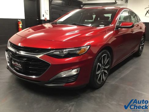 Used 2021 Chevrolet Malibu RS FWD image 5