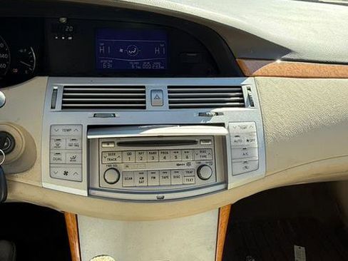 Used 2007 Toyota Avalon XLS image 14