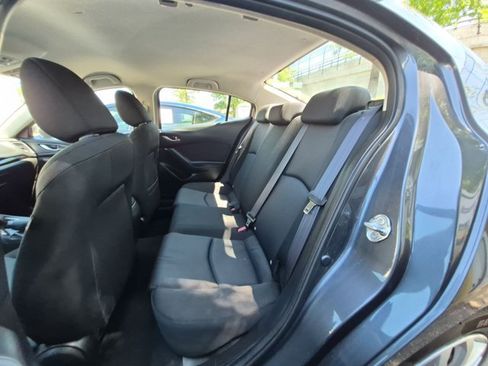 Used 2014 MAZDA MAZDA3 i SV FWD image 16