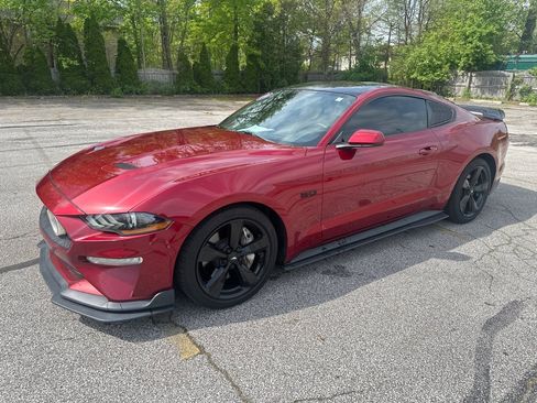 Used 2019 Ford Mustang GT w/ Ford Safe & Smart Package RWD image 1