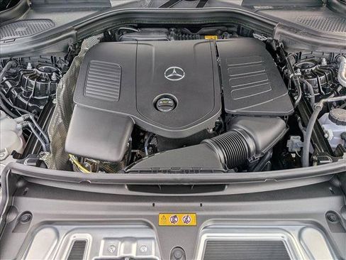 Used 2026 Mercedes-Benz GLC 300 4MATIC image 17