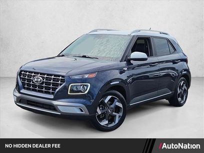 Used 2023 Hyundai Venue Limited w/ Cargo Package