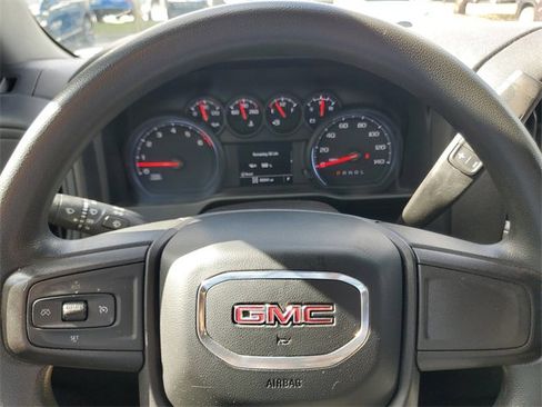 Used 2021 GMC Sierra 2500 4x4 Crew Cab w/ Convenience Package image 18