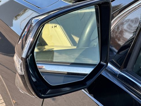 Certified 2024 Cadillac Escalade Premium Luxury image 53