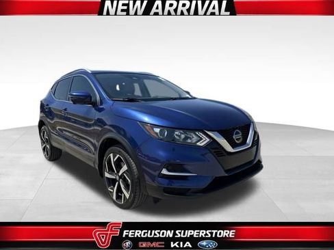 Used 2020 Nissan Rogue Sport SL FWD image 1