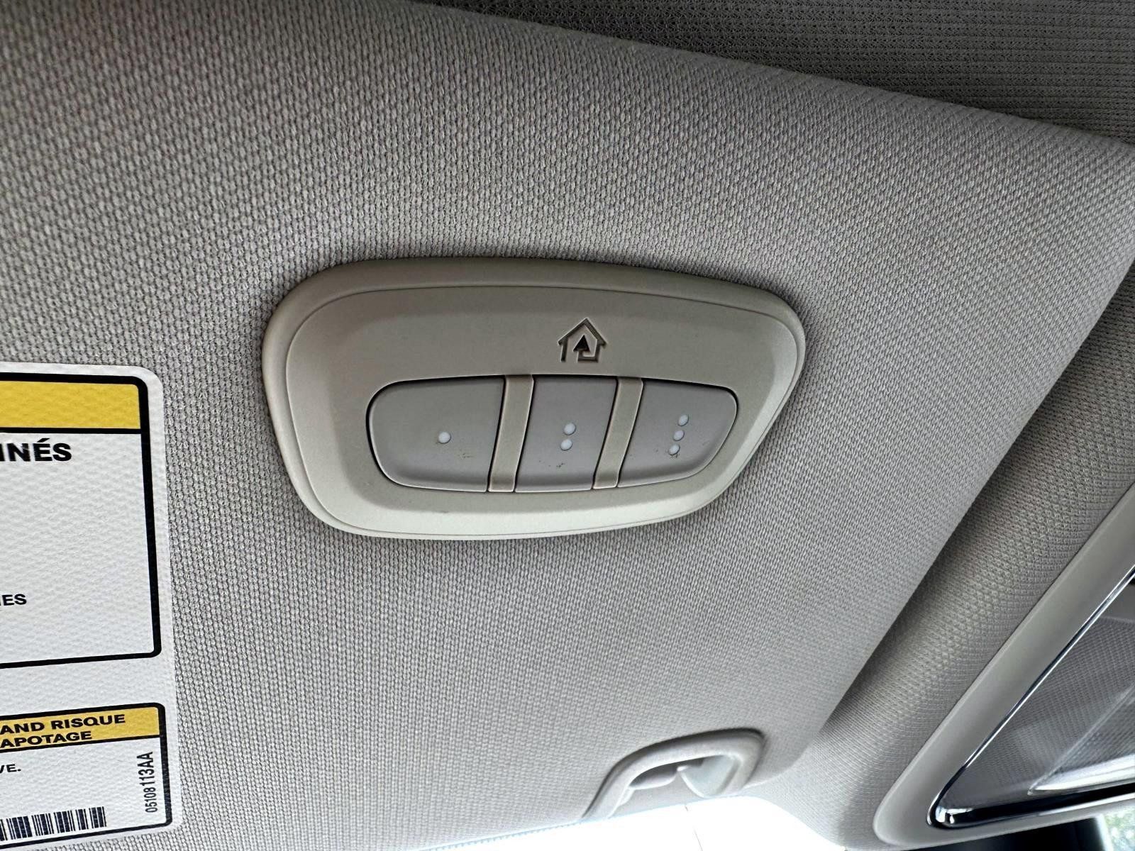Used 2019 Jeep Cherokee Limited AWD/4WD image 29