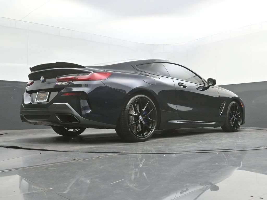 Used 2022 BMW M850i xDrive Coupe w/ Driving Assistance Package AWD/4WD image 38