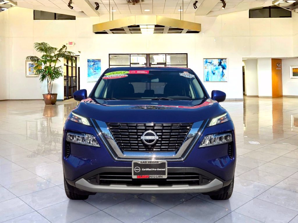 Certified 2023 Nissan Rogue SV FWD image 2