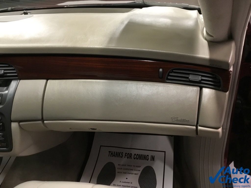 Used 2000 Cadillac De Ville DHS w/ Safety/Security Pkg FWD image 38