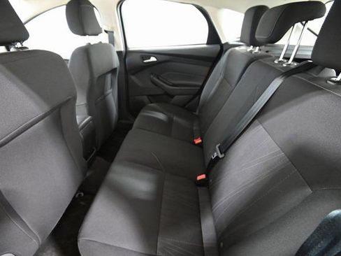Used 2018 Ford Focus SE image 7