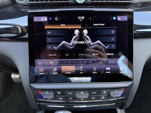 Used 2022 Maserati Quattroporte GT image 33