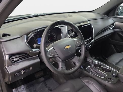Used 2023 Chevrolet Traverse LT w/ LPO, Floor Liner Package image 16