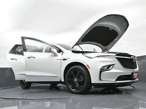 Used 2023 Buick Enclave Essence w/ Sport Touring Edition image 48