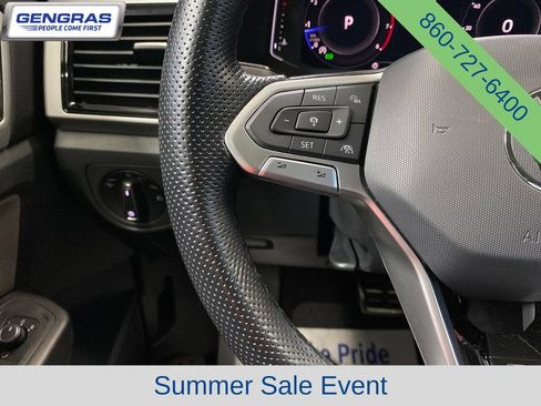 Used 2023 Volkswagen Atlas SEL Premium AWD/4WD image 21