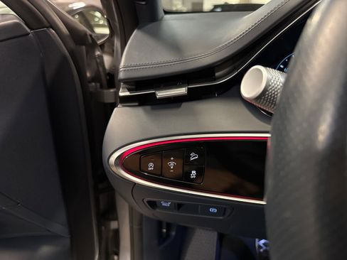 Used 2023 Genesis GV70 2.5T w/ Sport Prestige Package image 47