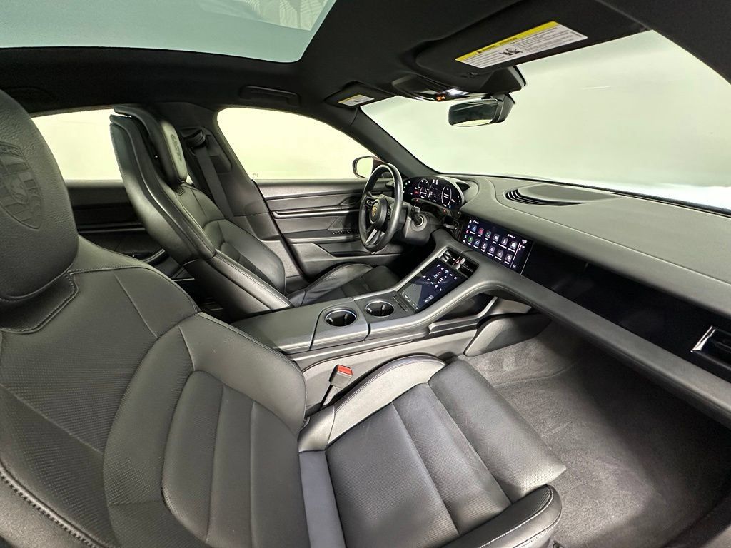 Certified 2021 Porsche Taycan RWD image 43