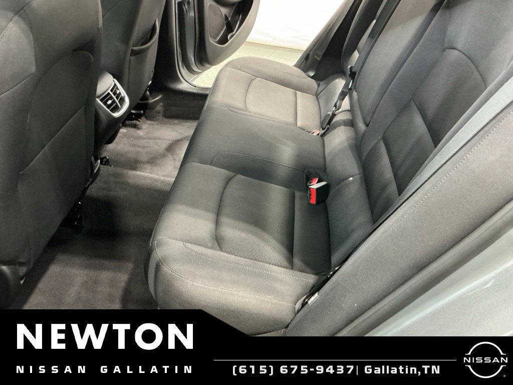 Used 2023 Chevrolet Malibu LT FWD image 14