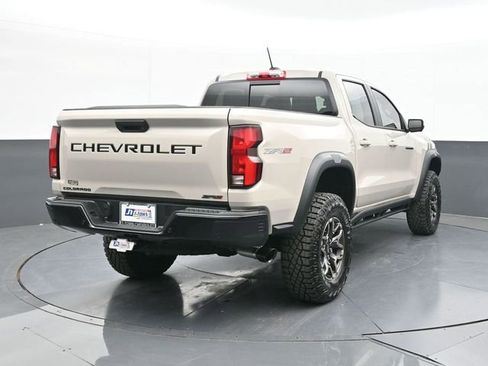 New 2026 Chevrolet Colorado ZR2 w/ Technology Package AWD/4WD image 12