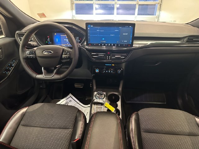 Certified 2024 Ford Escape ST-Line w/ Tech Pack #1 AWD/4WD image 9