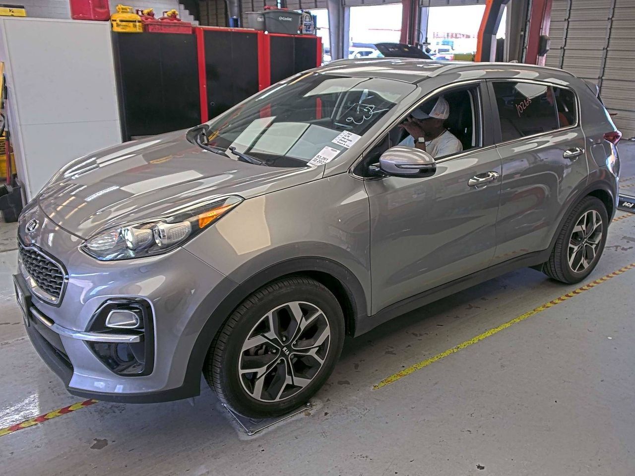 Used 2021 Kia Sportage EX FWD image 1