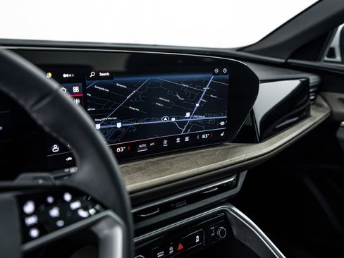 Certified 2025 Audi Q5 Premium Plus w/ Premium Plus image 13