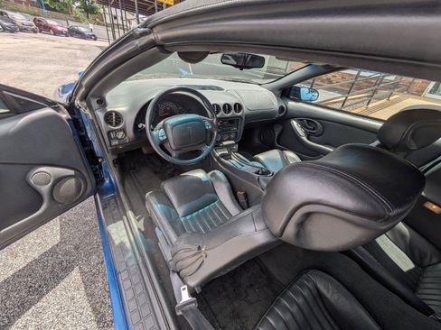 Used 1995 Pontiac Firebird Trans Am RWD image 6
