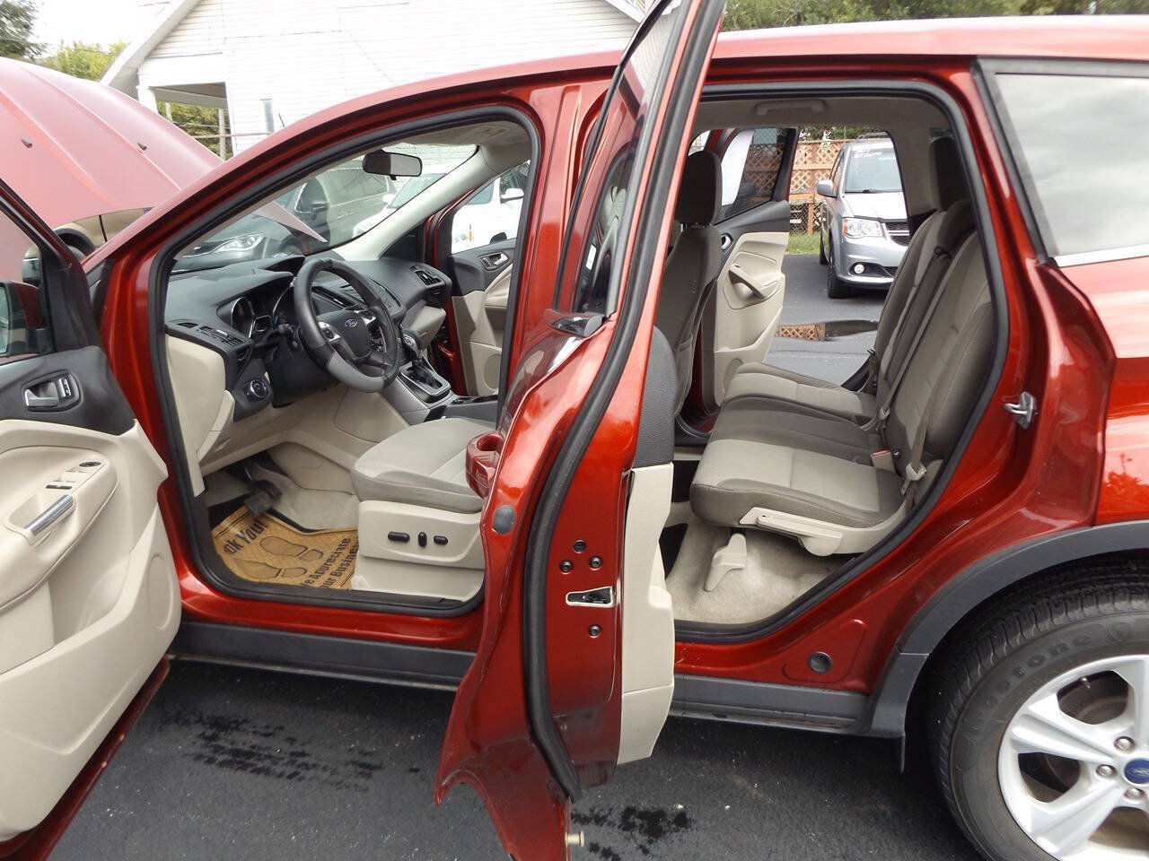 Used 2014 Ford Escape SE FWD image 12