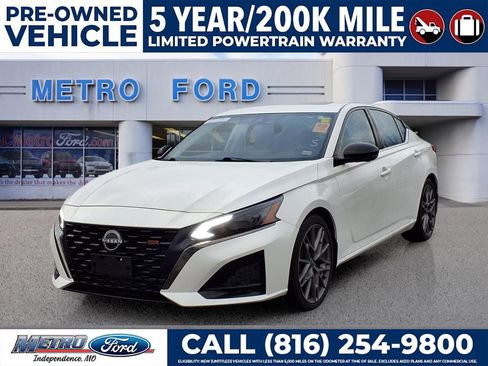 Used 2024 Nissan Altima 2.0 SR image 8