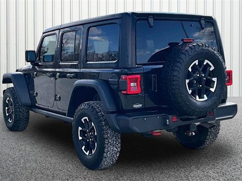 Used 2025 Jeep Wrangler Unlimited Rubicon image 11