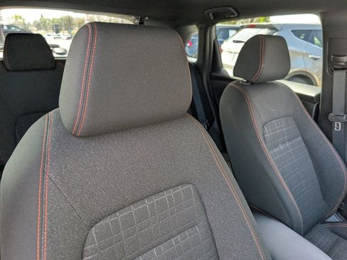 Used 2025 Honda HR-V Sport image 3